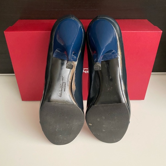 Salvatore Ferragamo Navy Blue Carla Classic Patent Bow Heel Pump Shoes 7.5 8cm - Picture 6 of 8